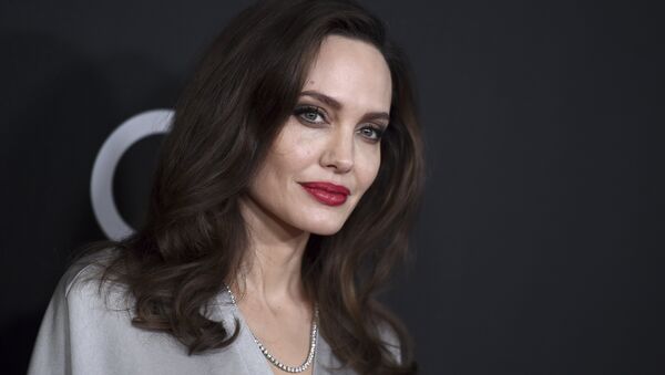 Angelina Jolie arrives at the Hollywood Film Awards at the Beverly Hilton hotel on Sunday, Nov. 5, 2017, in Beverly Hills, Calif - Sputnik International