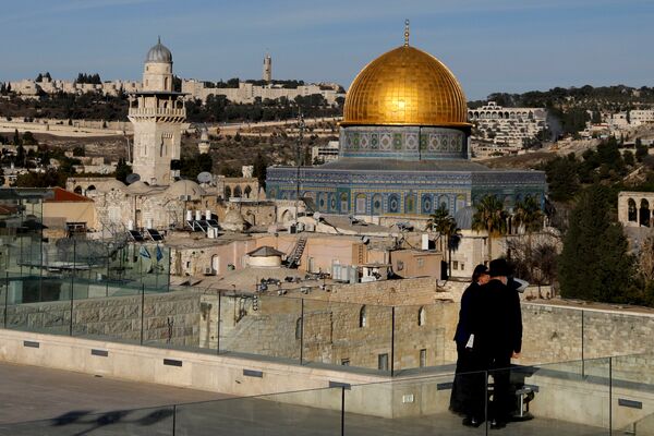 A general view shows the Dome of the Rock and Jerusalem's Old City December 4, 2017 A general view shows the Dome of the Rock and Jerusalem's Old City December 4, 2017 - Sputnik International