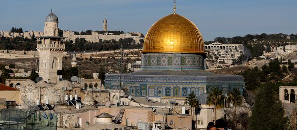 A general view shows the Dome of the Rock and Jerusalem's Old City December 4, 2017 - Sputnik International