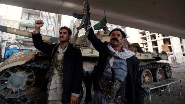 Houthi fighters in Sanaa, Yemen - Sputnik International