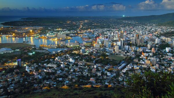 Port Louis, the capital city of Mauritius, is winding down in the evening - Sputnik International