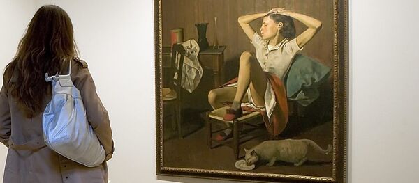 A person looks at the artwork “Therese revant” by French painter Balthus, Balthasar Klossowski de Rola at the Fondation Pierre Gianadda in Martigny, Switzerland, Monday, June 16, 2008 - Sputnik International