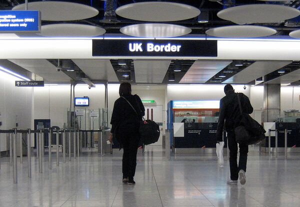 Nigel Farage Dodges US Travel Ban Due to ‘National Interest' Clause to Support Trump at Rally Nigel Farage Dodges US Travel Ban Due to ‘National Interest' Clause to Support Trump at Rally - Sputnik International