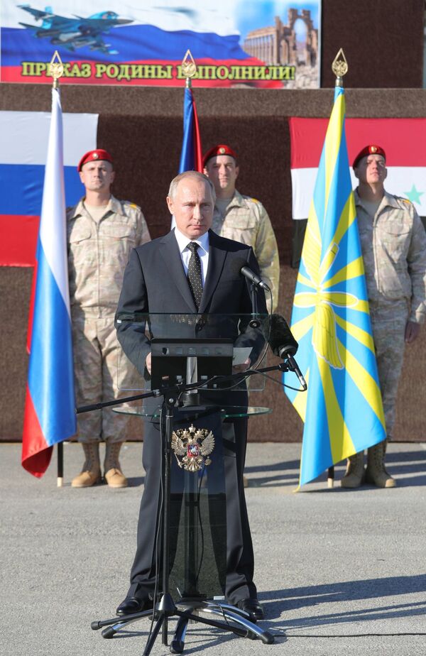President Vladimir Putin visits Hmeymim Air Base in Syria President Vladimir Putin visits Hmeymim Air Base in Syria - Sputnik International