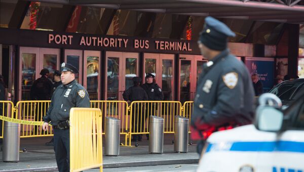 Police respond to a reported explosion at the Port Authority Bus Terminal on December 11, 2017 in New York - Sputnik International