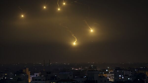 File Photo of Rockets Exploding Over Israel - Sputnik International