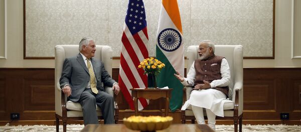 US Secretary of State Rex Tillerson (L) listens to Indian Prime Minister Narendra Modi at the Prime Minister's residence in New Delhi US Secretary of State Rex Tillerson (L) listens to Indian Prime Minister Narendra Modi at the Prime Minister's residence in New Delhi - Sputnik International