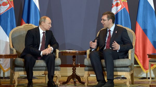 Vladimir Putin with Aleksandar Vucic during the Russian president's visit to Serbia (File photo) - Sputnik International