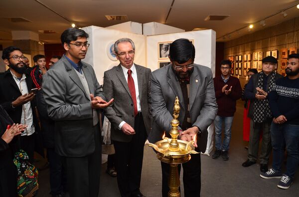 Indian Contemporarie Indian Contemporarie - Sputnik International