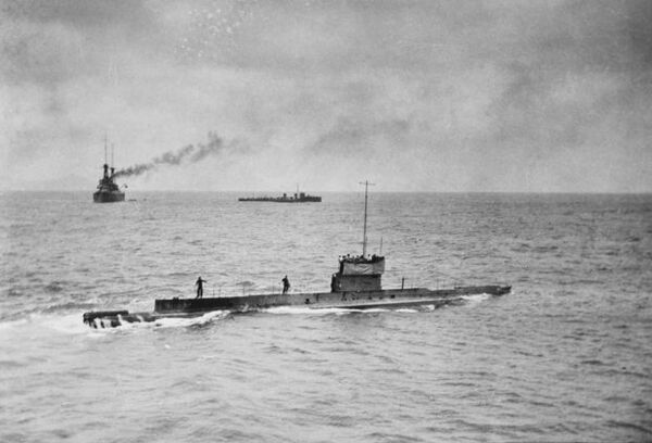 AE1 with other Australian ships off Rabaul on September 9, 1914 AE1 with other Australian ships off Rabaul on September 9, 1914 - Sputnik International