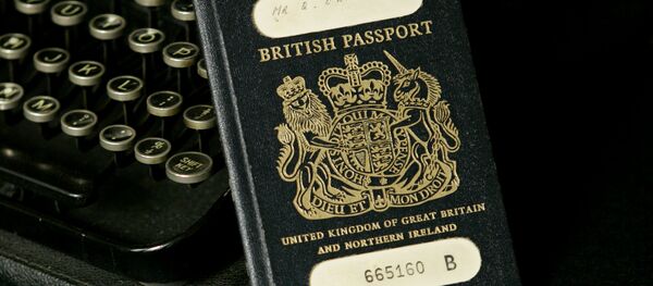 The traditional British passport. - Sputnik International
