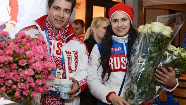Olympic medalists in luge Albert Demchenko and Tatyana Ivanova at the Bosco Bar in Sochi. (File) - Sputnik International