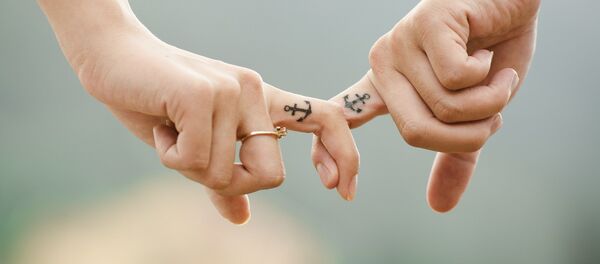 Hands - Sputnik International