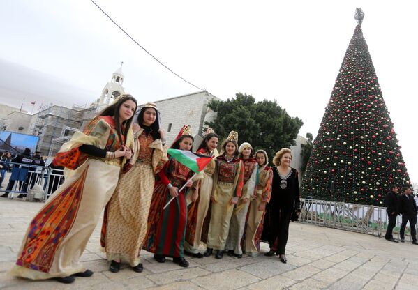 Jingle All the Way: Christmas Celebrations Around the World - Sputnik International
