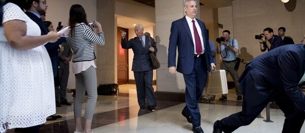 Longtime Donald Trump associate Roger Stone, center, arrives to speak to members of the media after testifying before the House Intelligence Committee, on Capitol Hill, Tuesday, Sept. 26, 2017, in Washington. Stone says there is not one shred of evidence that he was involved with Russian interference in the 2016 election. Stone's interview comes as the House and Senate intelligence panels are looking into the Russian meddling and possible links to Trump's campaign. Longtime Donald Trump associate Roger Stone, center, arrives to speak to members of the media after testifying before the House Intelligence Committee, on Capitol Hill, Tuesday, Sept. 26, 2017, in Washington. Stone says there is not one shred of evidence that he was involved with Russian interference in the 2016 election. Stone's interview comes as the House and Senate intelligence panels are looking into the Russian meddling and possible links to Trump's campaign. - Sputnik International