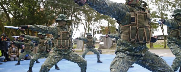 Taiwan's frogmen Marines perform close combat drills just a few kilometers from mainland China on the outlying island of Kinmen, Taiwan (File) - Sputnik International