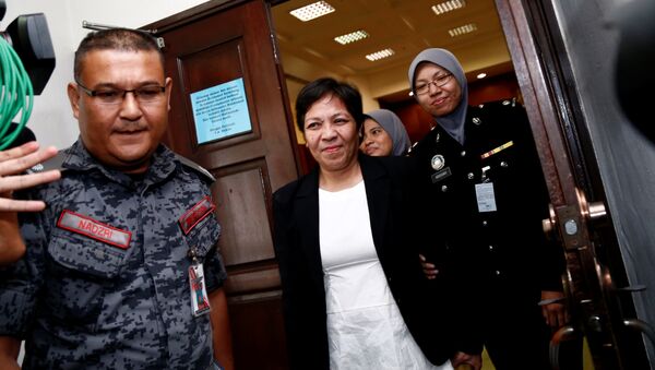 Australian Maria Elvira Pinto Exposto leaves following her release at the High Court in Shah Alam, outside Kuala Lumpur, Malaysia December 27, 2017 - Sputnik International