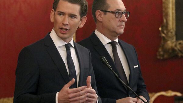 Foreign Minister and leader of the Austrian People's Party, OEVP, Sebastian Kurz, left, and Heinz-Christian Strache, chairman of the right-wing Freedom Party, FPOE, talk to press after talks with Austrian President Alexander van der Bellen at the Hofburg palace in Vienna, Austria, Saturday, Dec. 16, 2017 - Sputnik International