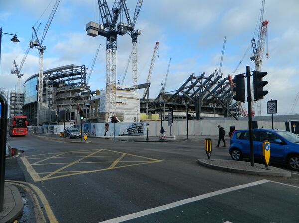 Work under way on Tottenham Hotspur's new $1 billion football stadium Work under way on Tottenham Hotspur's new $1 billion football stadium - Sputnik International