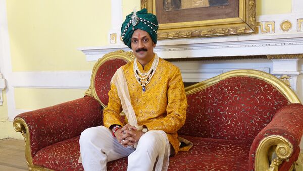 Prince Manvendra Singh Gohil, India's only openly gay prince, is throwing open his palace to vulnerable people of the LGBT community in his home state of Gujarat, India - Sputnik International
