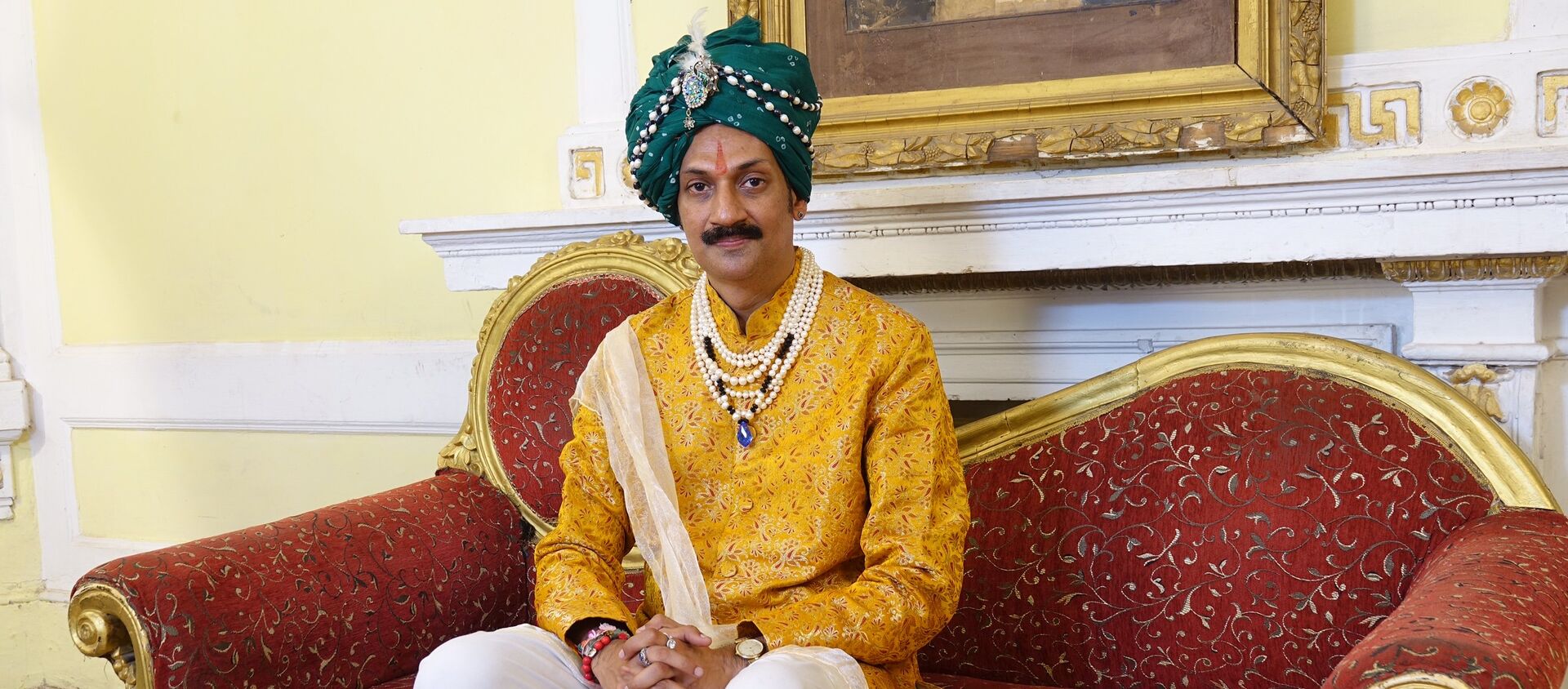 Prince Manvendra Singh Gohil, India's only openly gay prince, is throwing open his palace to vulnerable people of the LGBT community in his home state of Gujarat, India - Sputnik International, 1920, 11.01.2018