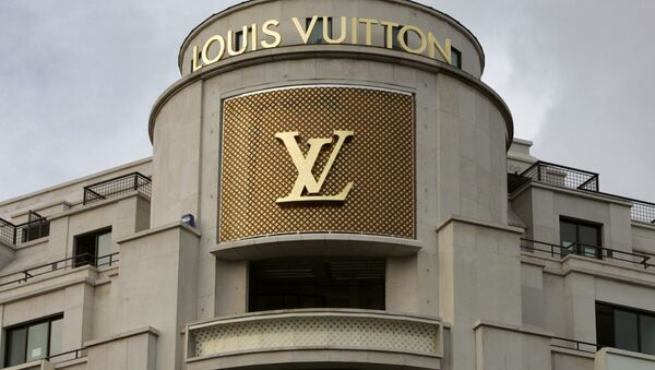 Facade of the Louis Vuitton shop of the Champs-Elysees. (File) - Sputnik International