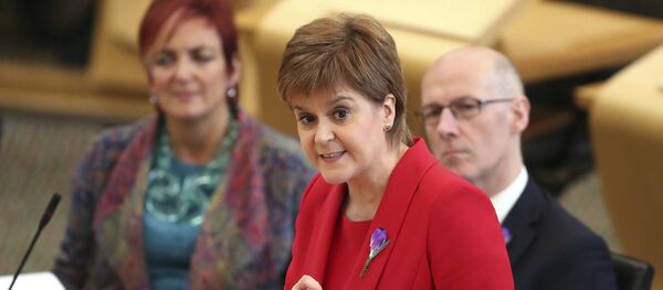 First Minister Nicola Sturgeon during First Minister's Questions at the Scottish Parliament in Edinburgh, Scotland, Thursday Oct. 26, 2017 First Minister Nicola Sturgeon during First Minister's Questions at the Scottish Parliament in Edinburgh, Scotland, Thursday Oct. 26, 2017 - Sputnik International