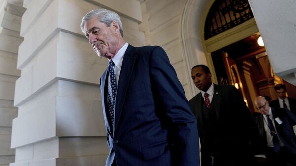 Former FBI Director Robert Mueller, the special counsel probing Russian interference in the 2016 election, departs Capitol Hill following a closed door meeting in Washington. (File) - Sputnik International