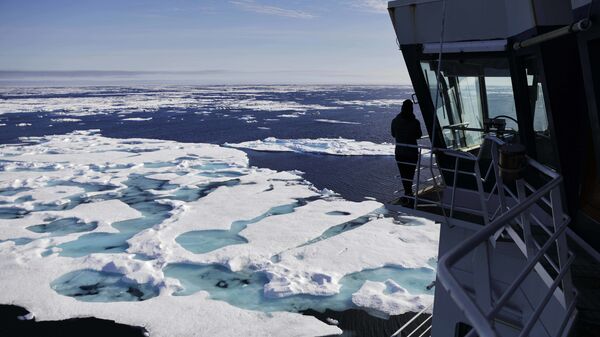 The Finnish icebreaker MSV Nordica sails through ice floating on the Chukchi Sea off the coast of Alaska, Sunday, July 16, 2017, while traversing the Arctic's Northwest Passage, the treacherous, ice-bound route where Norwegian explorer Roald Amundsen made the first successful transit in 1906 - Sputnik International