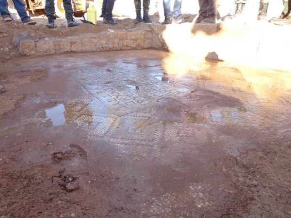 Syrian army discovered ancient Byzantian mosaics in Hama Syrian army discovered ancient Byzantian mosaics in Hama - Sputnik International
