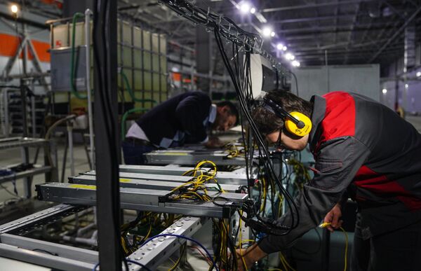 Mining-farm in the territory of a technopolis Moscow Mining-farm in the territory of a technopolis Moscow - Sputnik International