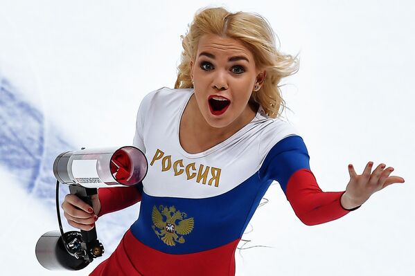 Go-Go, Girls! Beauty of Russian Cheerleaders - Sputnik International