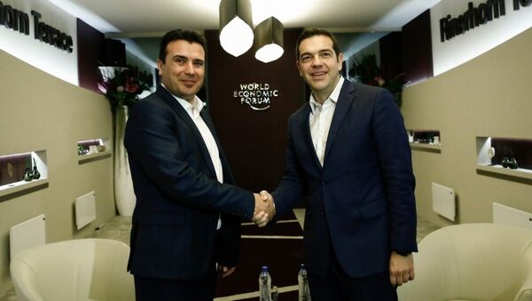 Zoran Zaev and Alexis Tsipras in Davos - Sputnik International