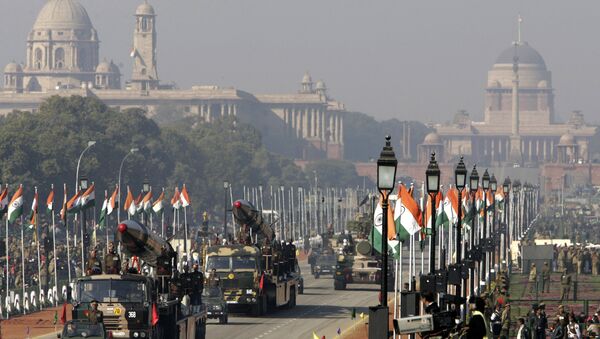 In this Jan. 23, 2006 file photo, indigenously developed medium range missiles Agni-I, left, and Agni-II, right, are displayed during Republic Day rehearsals, in the backdrop of the presidential Palace in New Delhi, India. India successfully tested a medium-range version of its most powerful nuclear-capable missile on Thursday, Nov. 25, 2010, as part of an army training exercise Defense Ministry spokesman Sitanshu Kar said. The upgraded Agni-1, with a 435-mile (700-kilometer) range, was fired from a testing range on an island off the eastern state of Orissa, Kar said. - Sputnik International