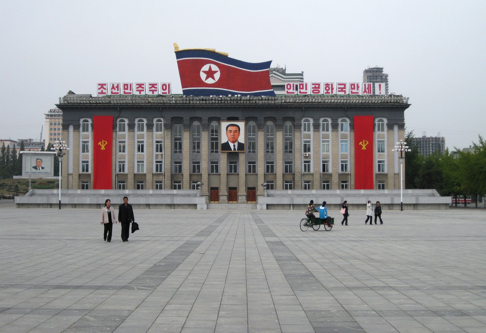 The Central Square, named after Korea's found Kim Il Seng, in Pyongyang. File photo - Sputnik International, 1920, 19.07.2023