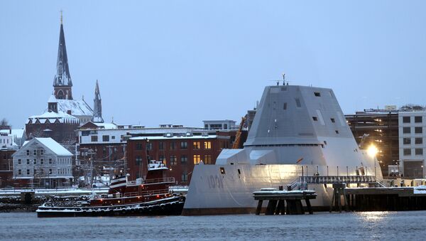 The future USS Michael Monsoor docks in Portland, Maine, following offshore sea trials, Wednesday, Jan. 17, 2018. The Bath Iron Works-built ship is the second in the Zumwalt class of stealth destroyers. - Sputnik International