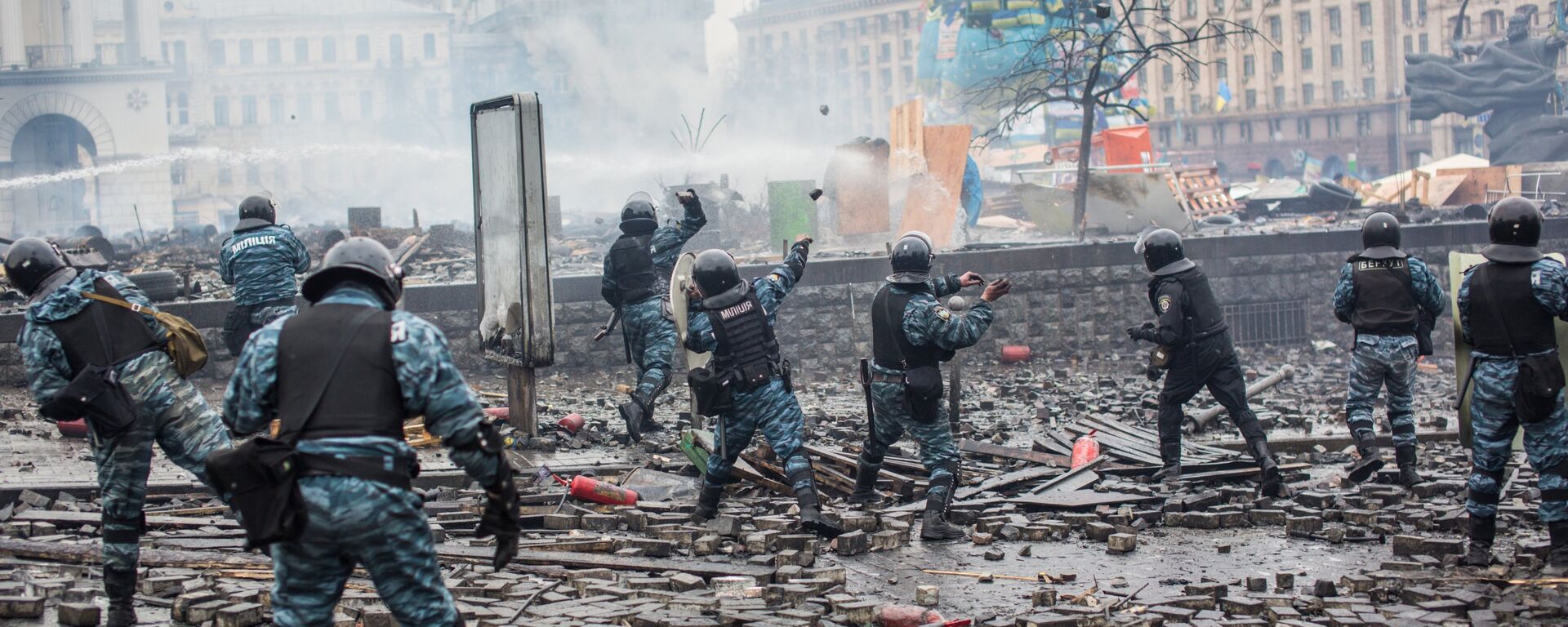 Police officers are seen on Maidan Nezalezhnosti square in Kiev, where clashes began between protesters and the police. (File) - Sputnik International, 1920, 20.02.2018