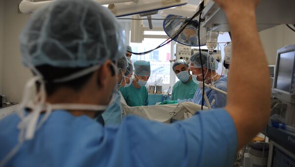 Kidney transplant surgery. File photo - Sputnik International