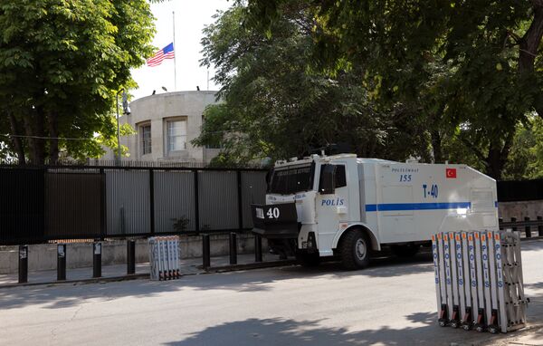 A Turkish riot police van is stationed outside the US Embassy as supporters of President Recep Tayyip Erdogan were expected to come to protest, in Ankara, Turkey, Monday, July 18, 2016 A Turkish riot police van is stationed outside the US Embassy as supporters of President Recep Tayyip Erdogan were expected to come to protest, in Ankara, Turkey, Monday, July 18, 2016 - Sputnik International