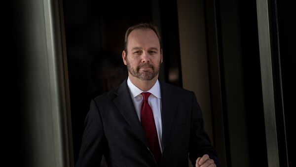 Former Trump campaign official Rick Gates leaves Federal Court on December 11, 2017 in Washington, DC. In October, Trump's one-time campaign chairman Paul Manafort and his deputy Rick Gates were arrested on money laundering and tax-related charges - Sputnik International