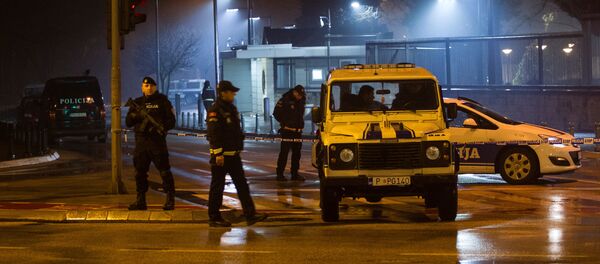 Police guard the entrance to the United States embassy building in Podgorica, Montenegro, February 22, 2018 - Sputnik International