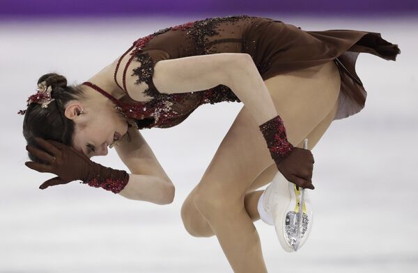 Evgenia Medvedeva of the Olympic Athletes of Russia performs during the women's free figure skating final in the Gangneung Ice Arena at the 2018 Winter Olympics in Gangneung, South Korea, Friday, Feb. 23, 2018. - Sputnik International