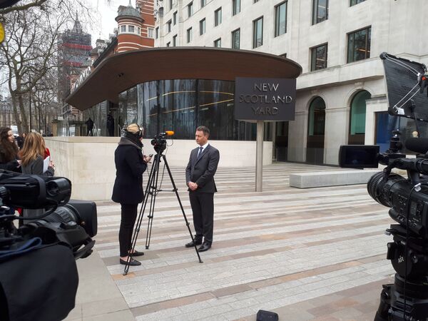 Commander Dean Haydon, of the Metropolitan Police, being interviewed about Umar Haque's terrifying plan to create an army of children Commander Dean Haydon, of the Metropolitan Police, being interviewed about Umar Haque's terrifying plan to create an army of children - Sputnik International