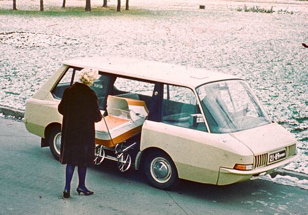 Soviet Designers' Amazing Predictions About Smart Homes, Smart Watches & More Soviet Designers' Amazing Predictions About Smart Homes, Smart Watches & More - Sputnik International