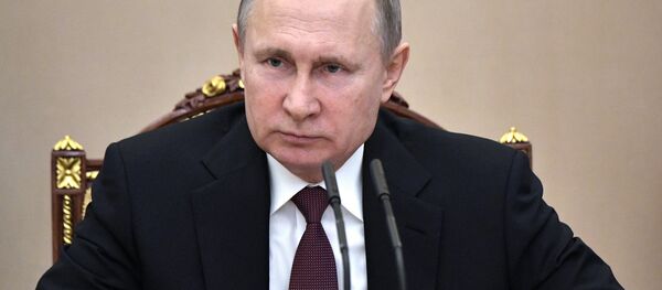 Vladimir Putin holds a meeting with permanent members of the Security Council. - Sputnik International