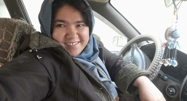 First Afghan female taxi driver Sara Bahaei First Afghan female taxi driver Sara Bahaei - Sputnik International