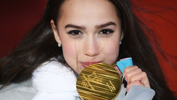 Olympic Athlete from Russia Alina Zagitova, winner of the gold medal in the women's figure skating at the XXIII Winter Olympic Games, during the award ceremony. - Sputnik International