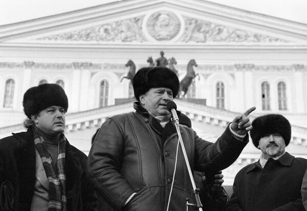 Vladimir Zhirinovsky: Industrialization Without Migrants - Sputnik International