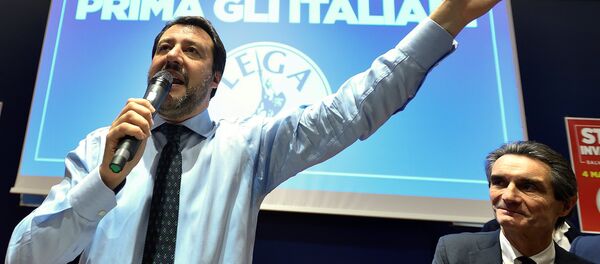 Northern League party leader Matteo Salvini speaks during the finally rally ahead of the March 4 elections in Milan, Italy, March 2, 2018 - Sputnik International