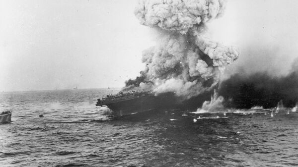 USS Lexington after Japanese bombers target ship - Sputnik International